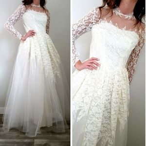 Vintage 50s Princess Lace Wedding Gown Dress Small